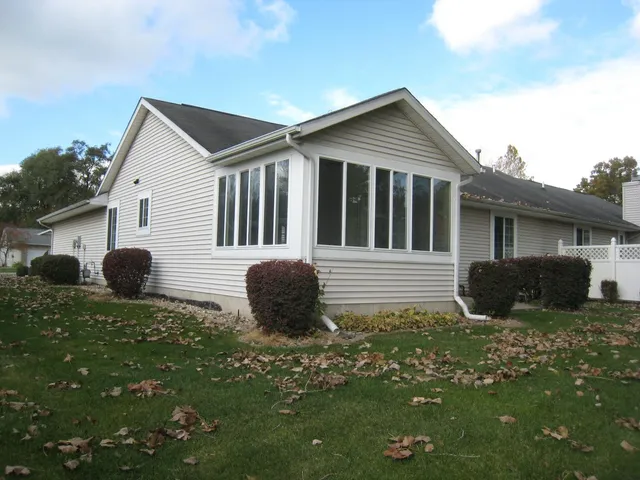 $279,500 | 51824 Wembley Drive, South Bend, IN 46637
