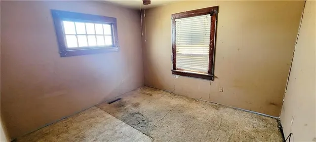 $45,000 | 105 South Lincoln Street, Yates Center, KS 66783