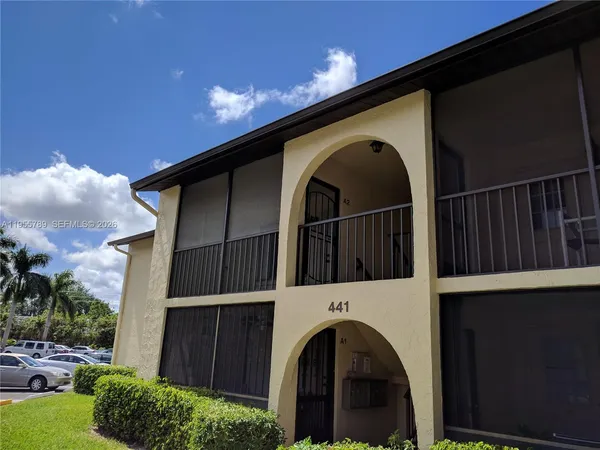 $1,450 | 441 Pine Glen Lane, Unit A2, Greenacres, FL 33463