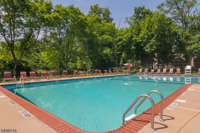 $734,900 | 14 Pony Lane, Flemington, NJ 08822