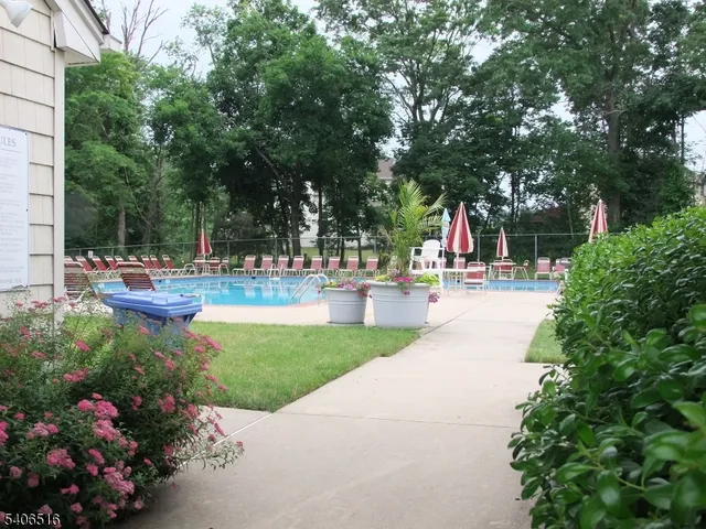 $734,900 | 14 Pony Lane, Flemington, NJ 08822