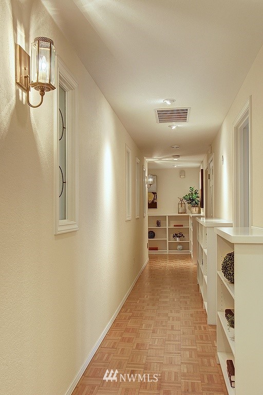 17836 Talbot Road Edmonds, WA 98026 - Photo 23 of 32 Gallery Image 23