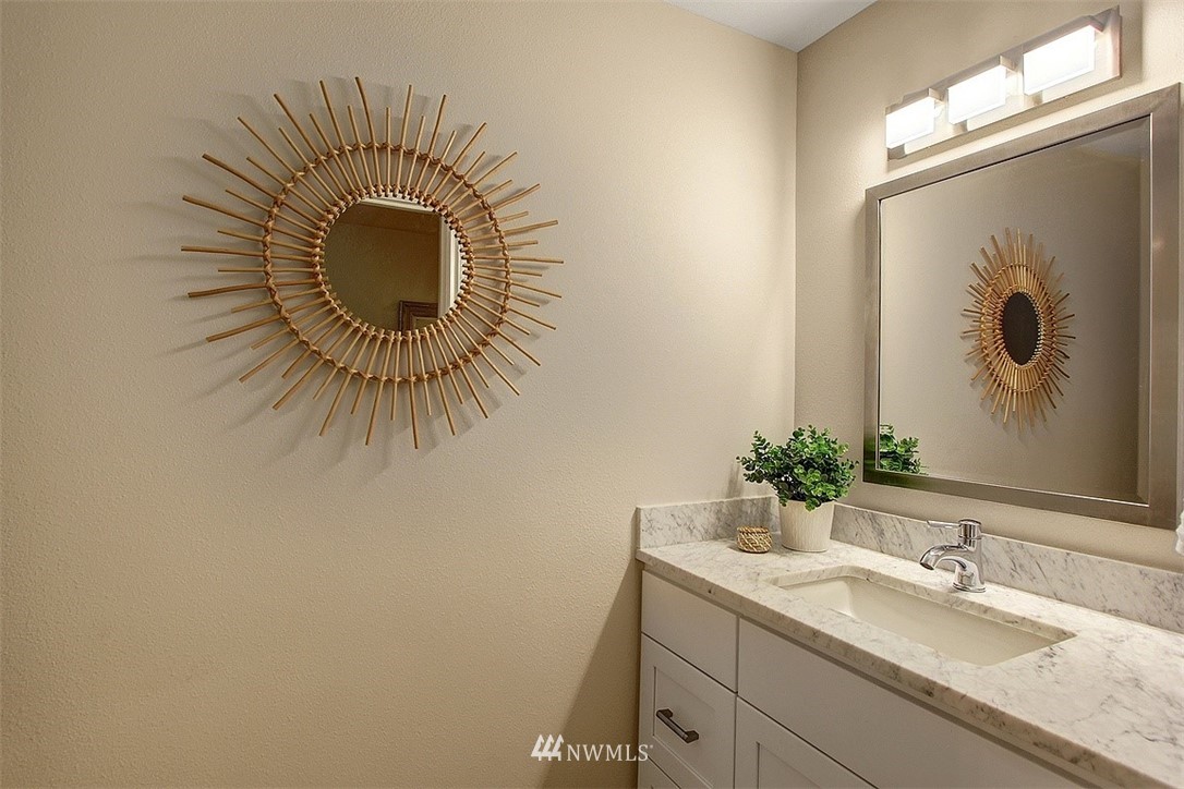 17836 Talbot Road Edmonds, WA 98026 - Photo 24 of 32 Gallery Image 24