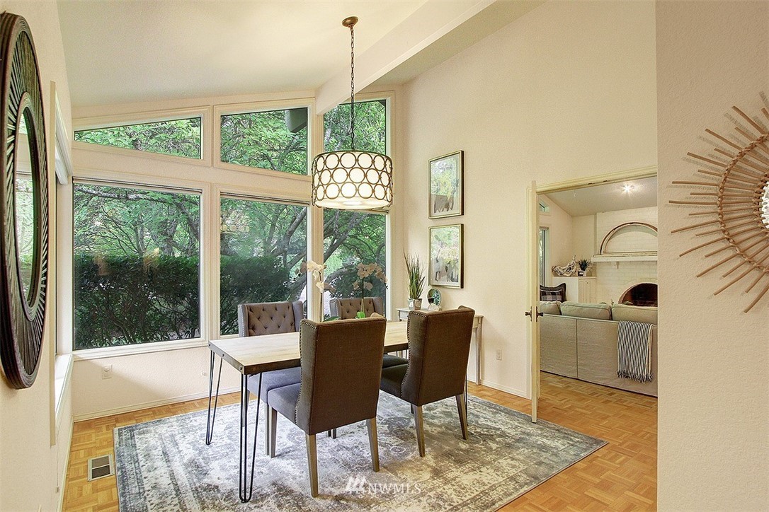 17836 Talbot Road Edmonds, WA 98026 - Photo 8 of 32 Gallery Image 8