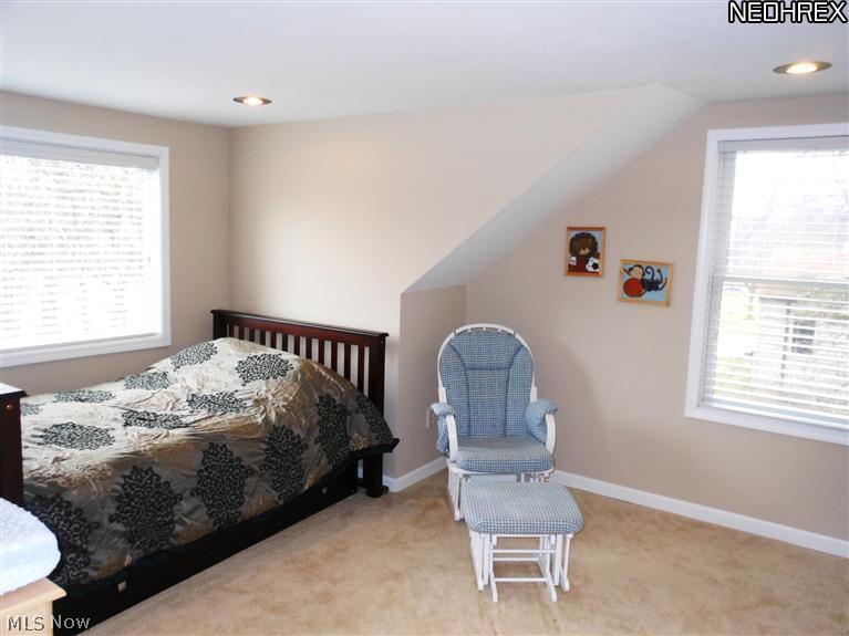 8912 Broadview Road Broadview Heights, OH 44147 - Photo 10 of 20 Upstairs 3rd bedroom alcove