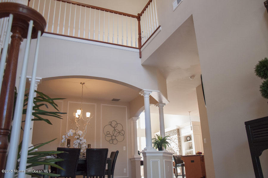 39 Abbey Road Tinton Falls, NJ 07753 - Photo 5 of 11 40 Abbey Rd.