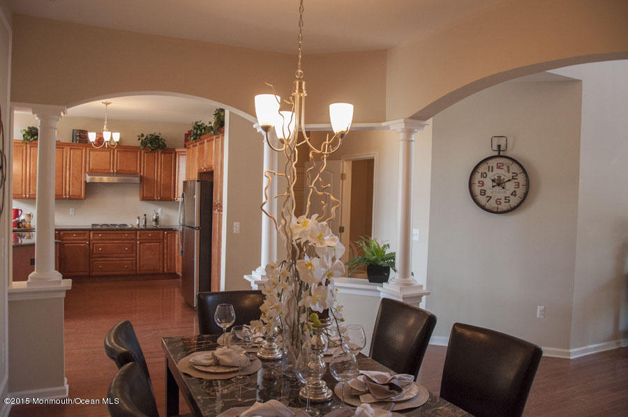 39 Abbey Road Tinton Falls, NJ 07753 - Photo 6 of 11 40 Abbey Rd.