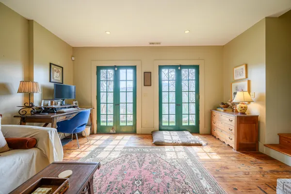 $599,900 | 877 Old Furnace Road Southwest, Floyd, VA 24091