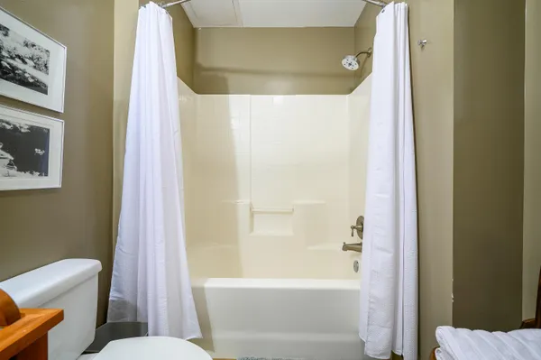 $599,900 | 877 Old Furnace Road Southwest, Floyd, VA 24091