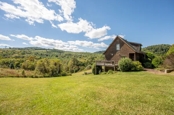$599,900 | 877 Old Furnace Road Southwest, Floyd, VA 24091