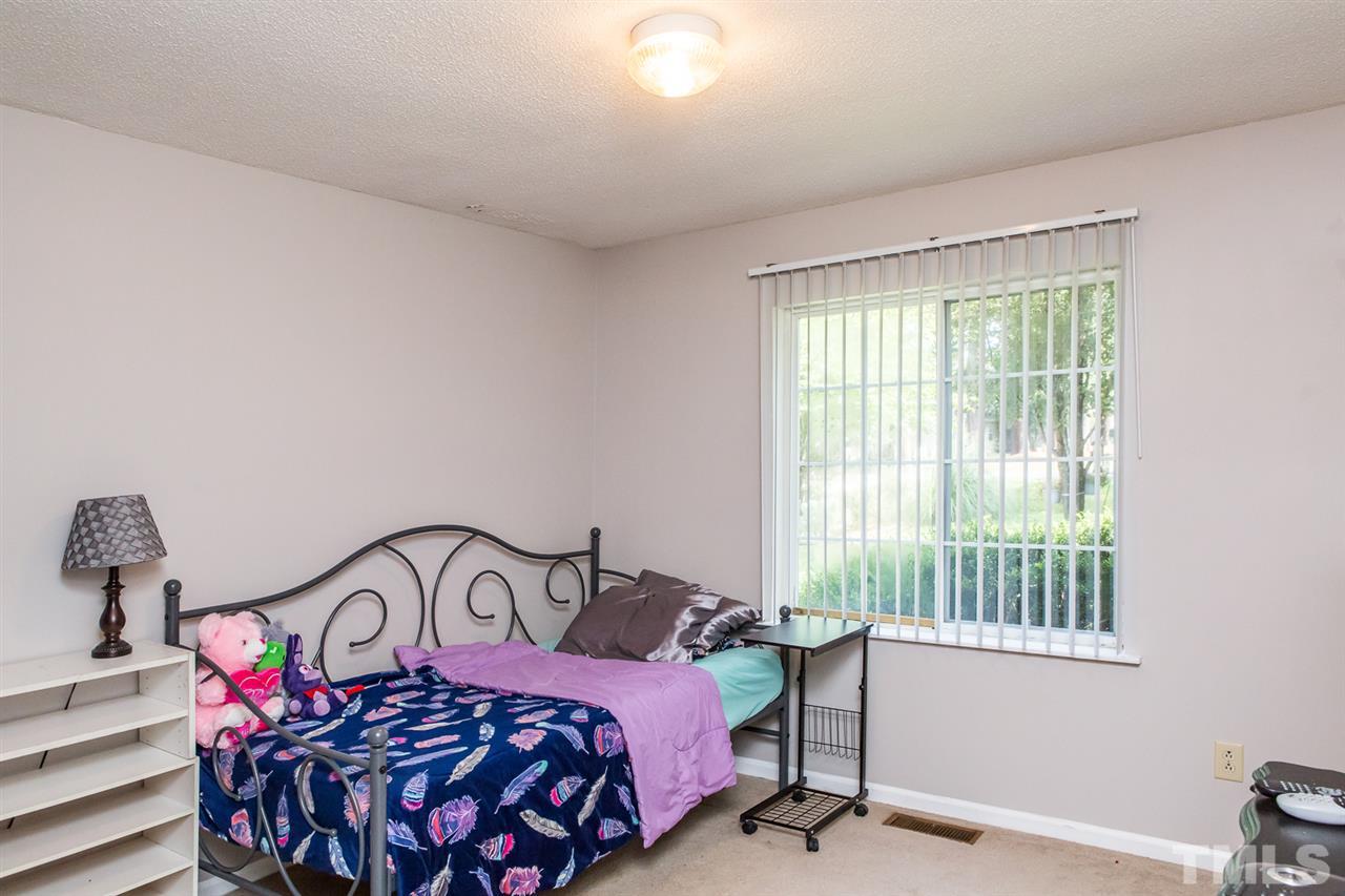 1037 Sycamore Road Graham, NC 27253 - Photo 12 of 21 Gallery Image 12