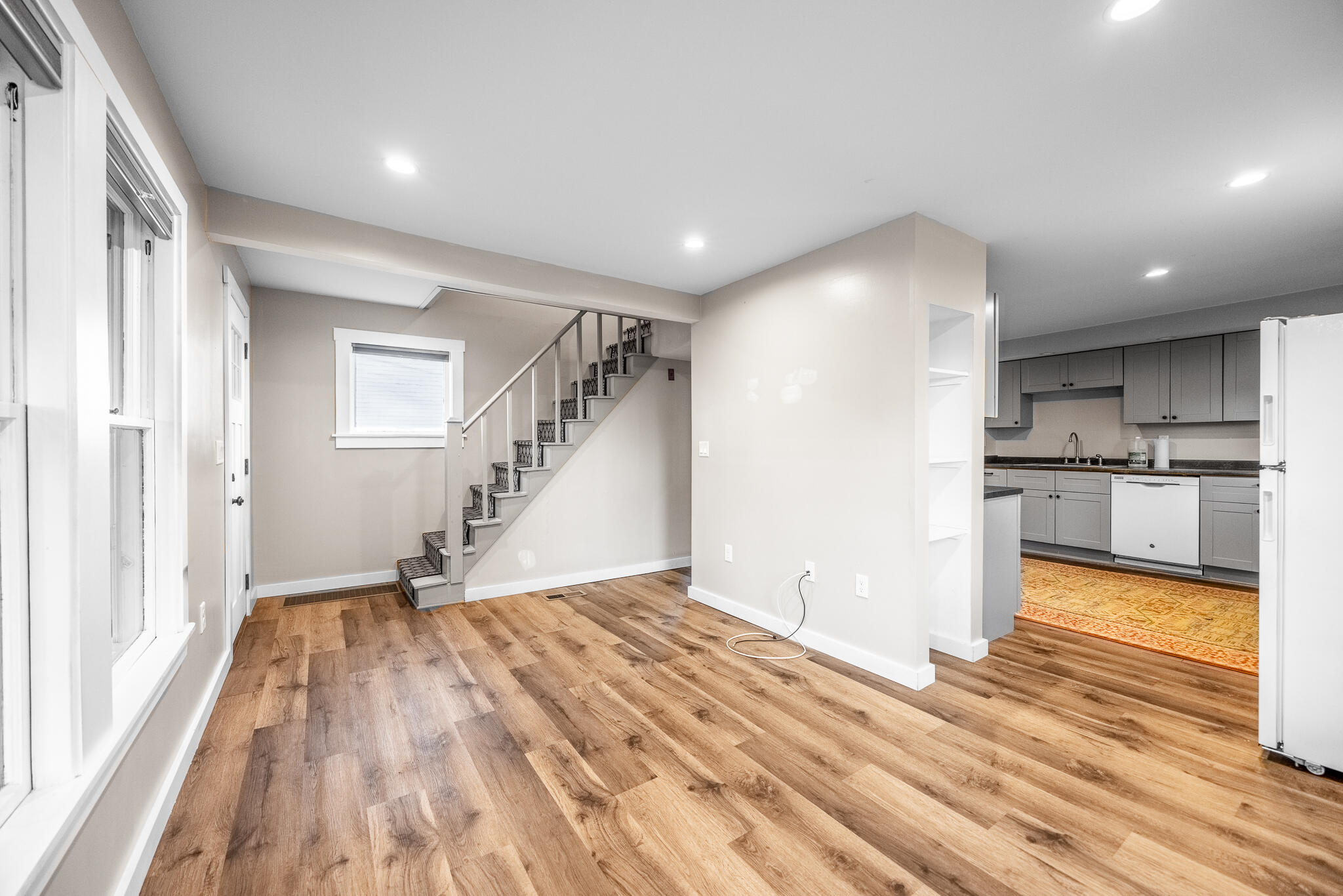 233 Palm Street Bangor, ME 04401 - Photo 20 of 31 233 Palm Interiors-8