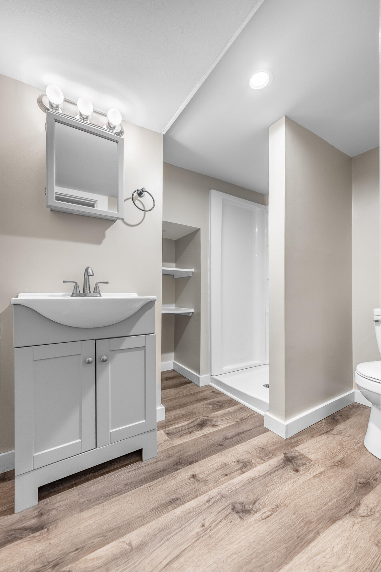 233 Palm Street Bangor, ME 04401 - Photo 27 of 31 233 Palm Interiors-15