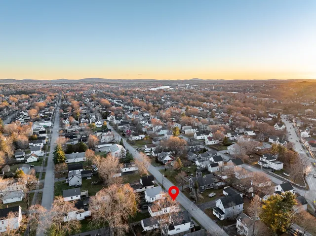 $259,900 | 233 Palm Street, Bangor, ME 04401