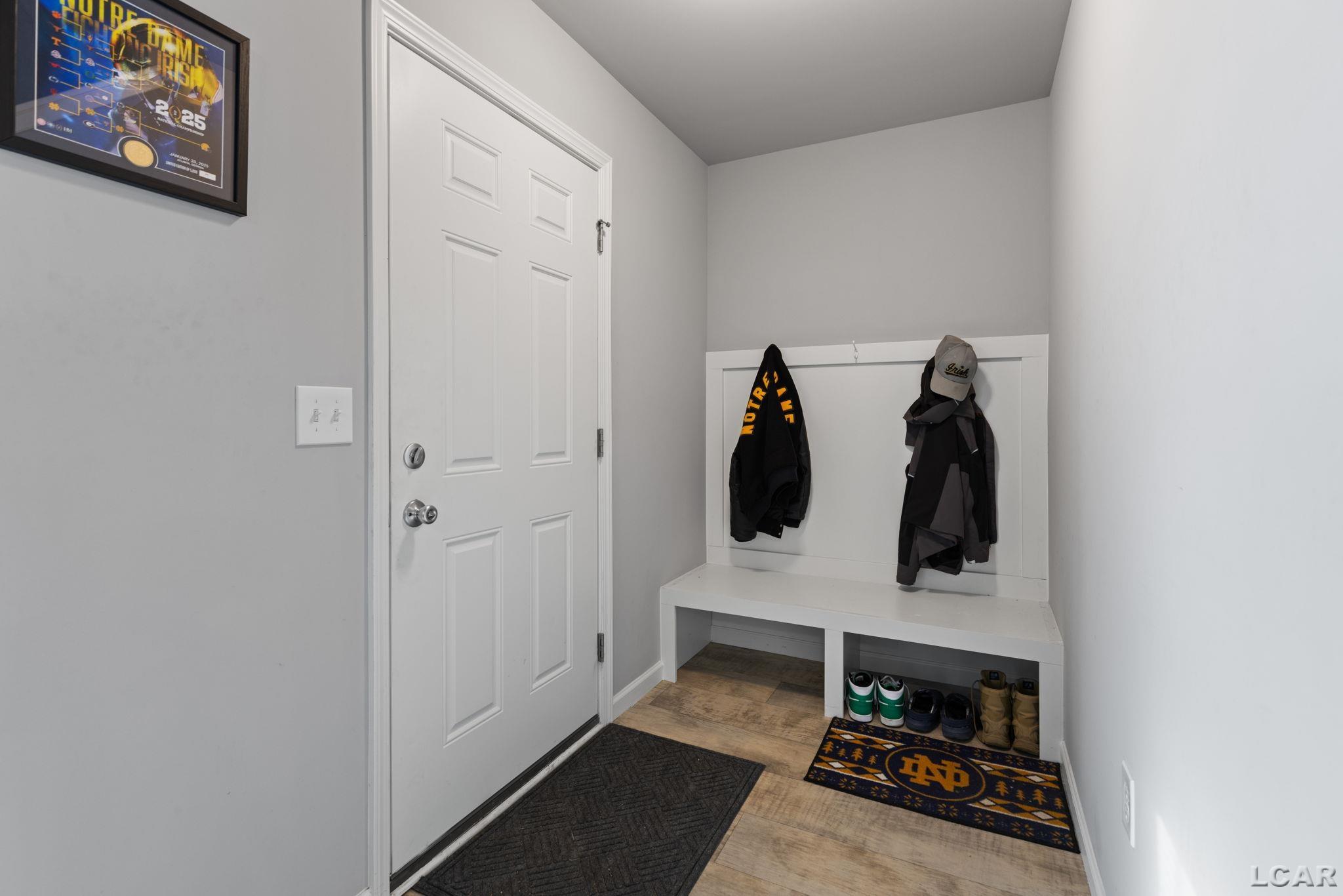 3324 Sutton Road Tecumseh, MI 49286 - Photo 2 of 44