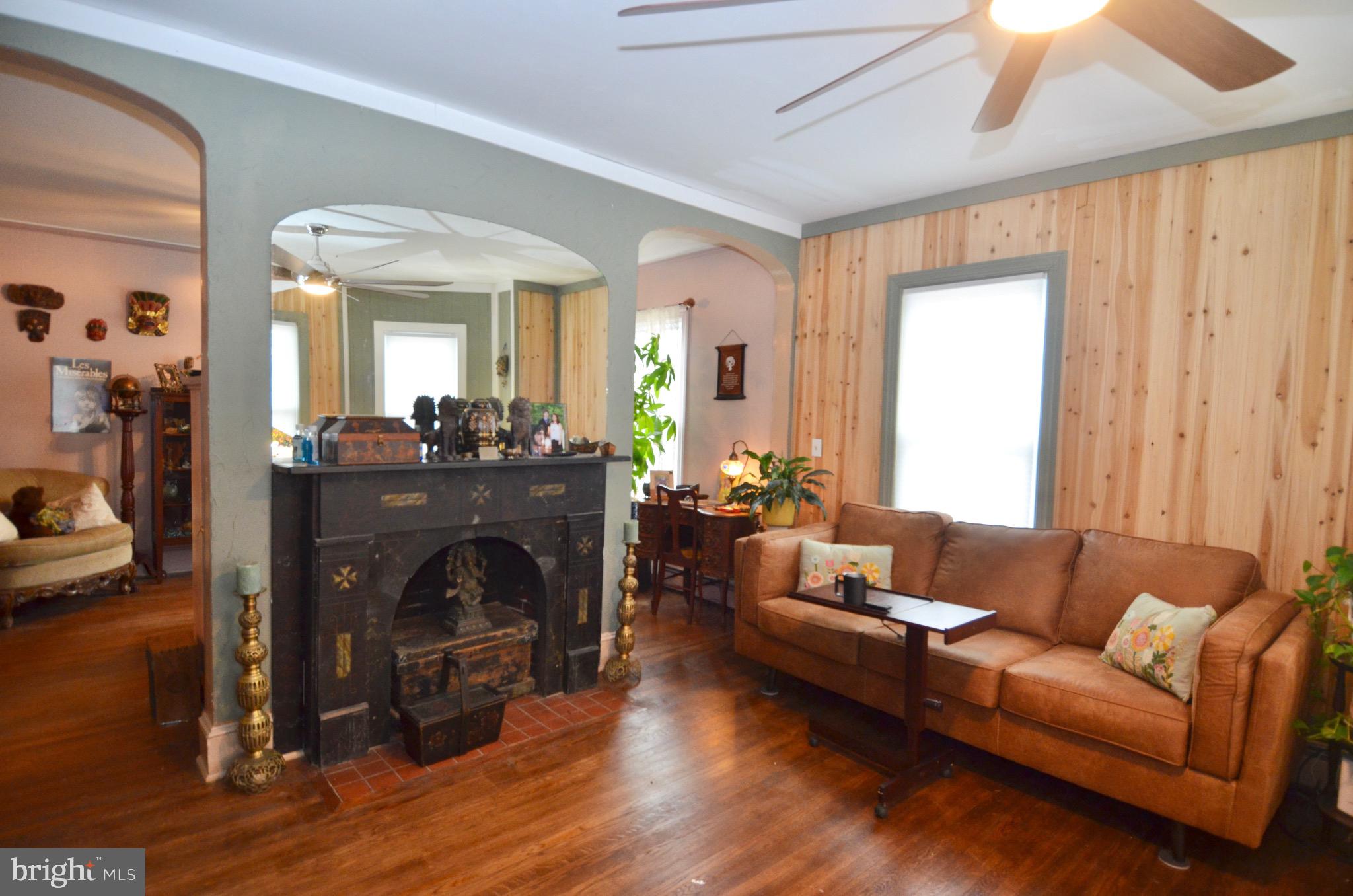 6551 Quantico Road Quantico, MD 21856 - Photo 12 of 43 Living Room