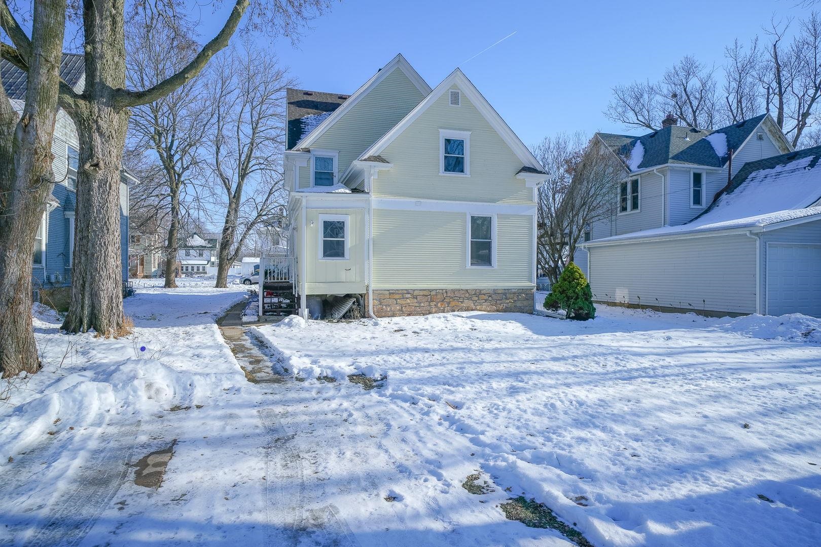 408 South 5th Street Oregon, IL 61061 - Photo 6 of 43