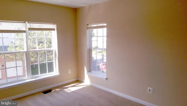 $2,975 | 19263 Winmeade Drive, Leesburg, VA 20176