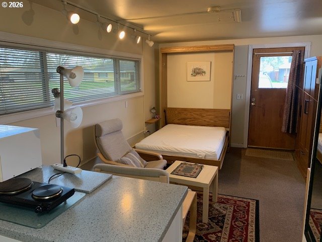 2840 Ferry Street Eugene, OR 97405 - Photo 33 of 35 a room with gym equipment