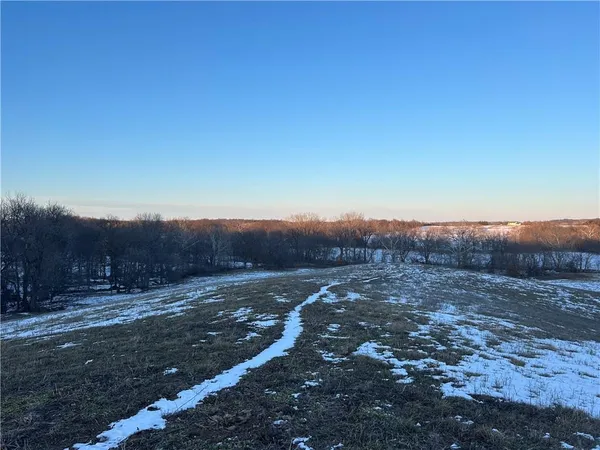 $1,092,500 | Albany Road, Orrick, MO 64077