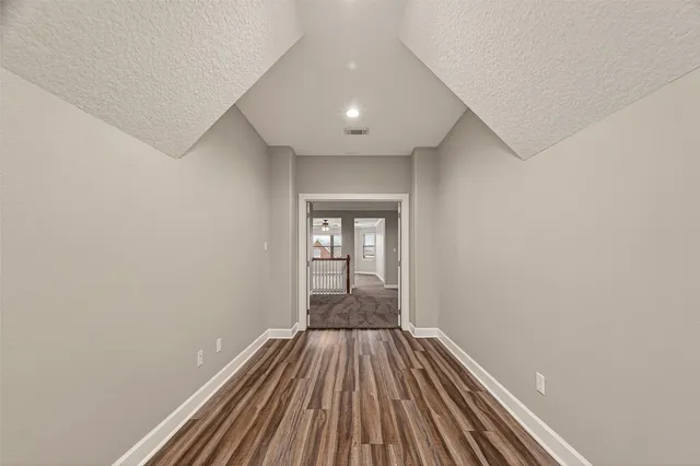 $720,000 | 51 English Oak Court, Lake Jackson, TX 77566