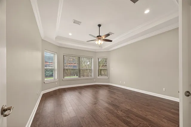 $720,000 | 51 English Oak Court, Lake Jackson, TX 77566