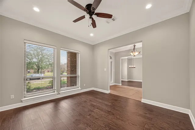 $720,000 | 51 English Oak Court, Lake Jackson, TX 77566