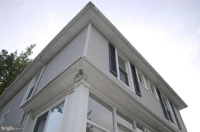 609 Orpington Road Baltimore, MD 21229 - Photo 3 of 15 Exterior (General)