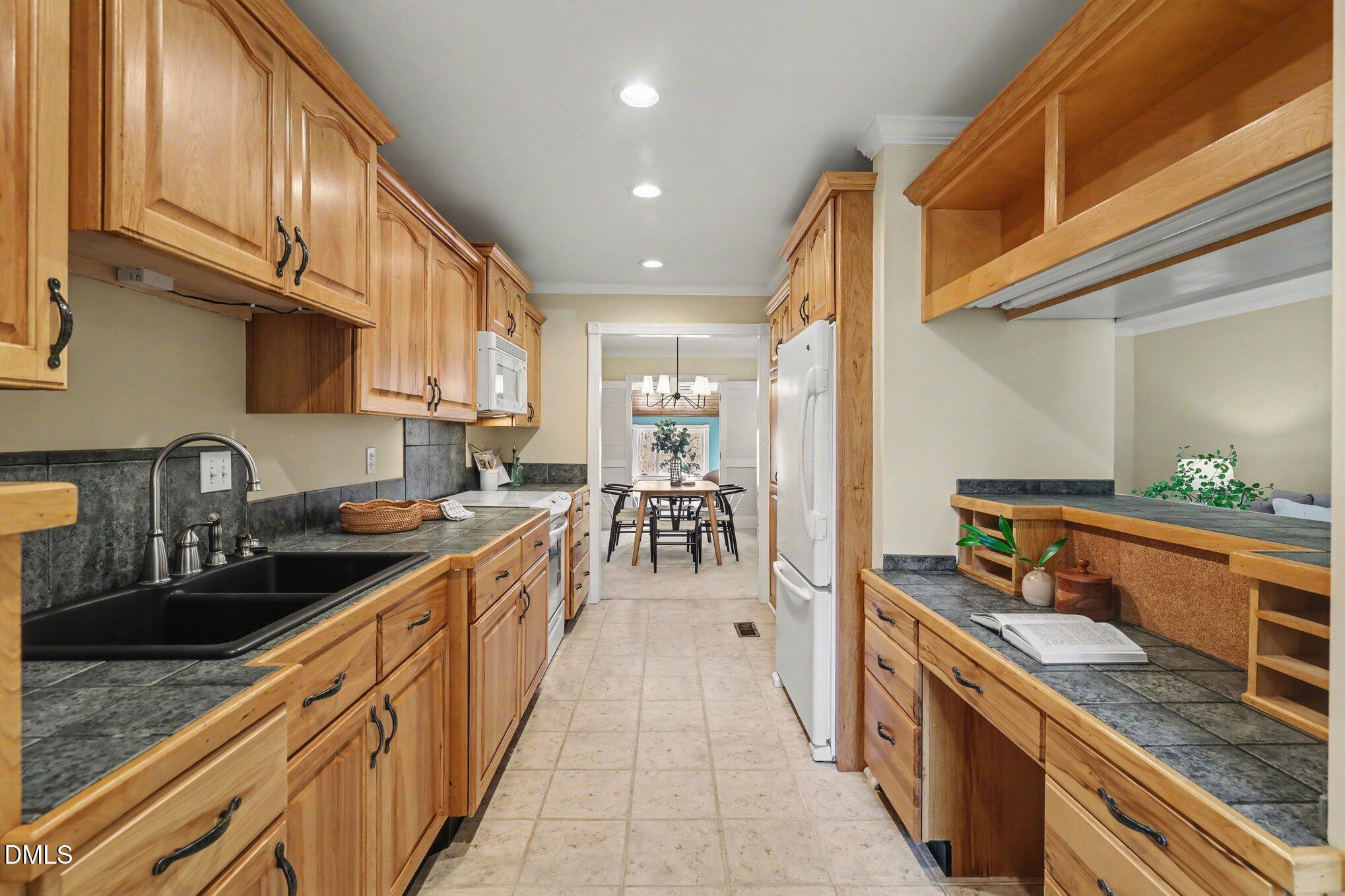 53 Stoneridge Road Durham, NC 27705 - Photo 16 of 35 Gallery Image 16
