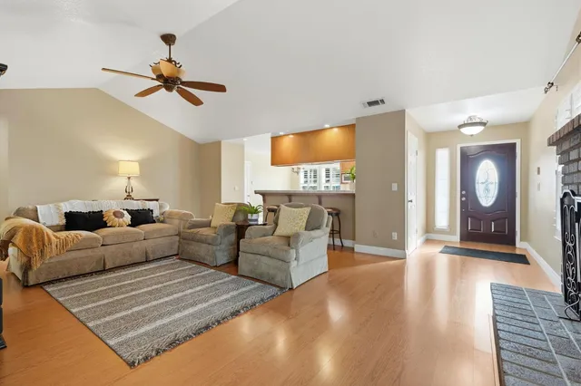 $349,900 | 5028 West Hillsdale Avenue, Visalia, CA 93291