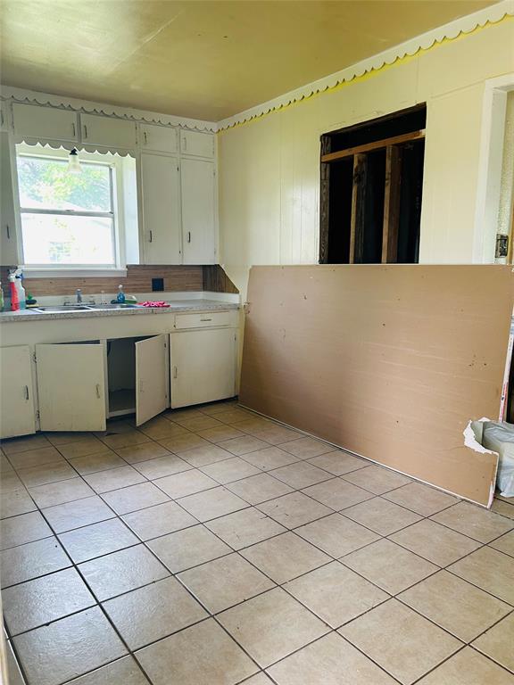 202 North 1st Street Point, TX 75472 - Photo 5 of 5