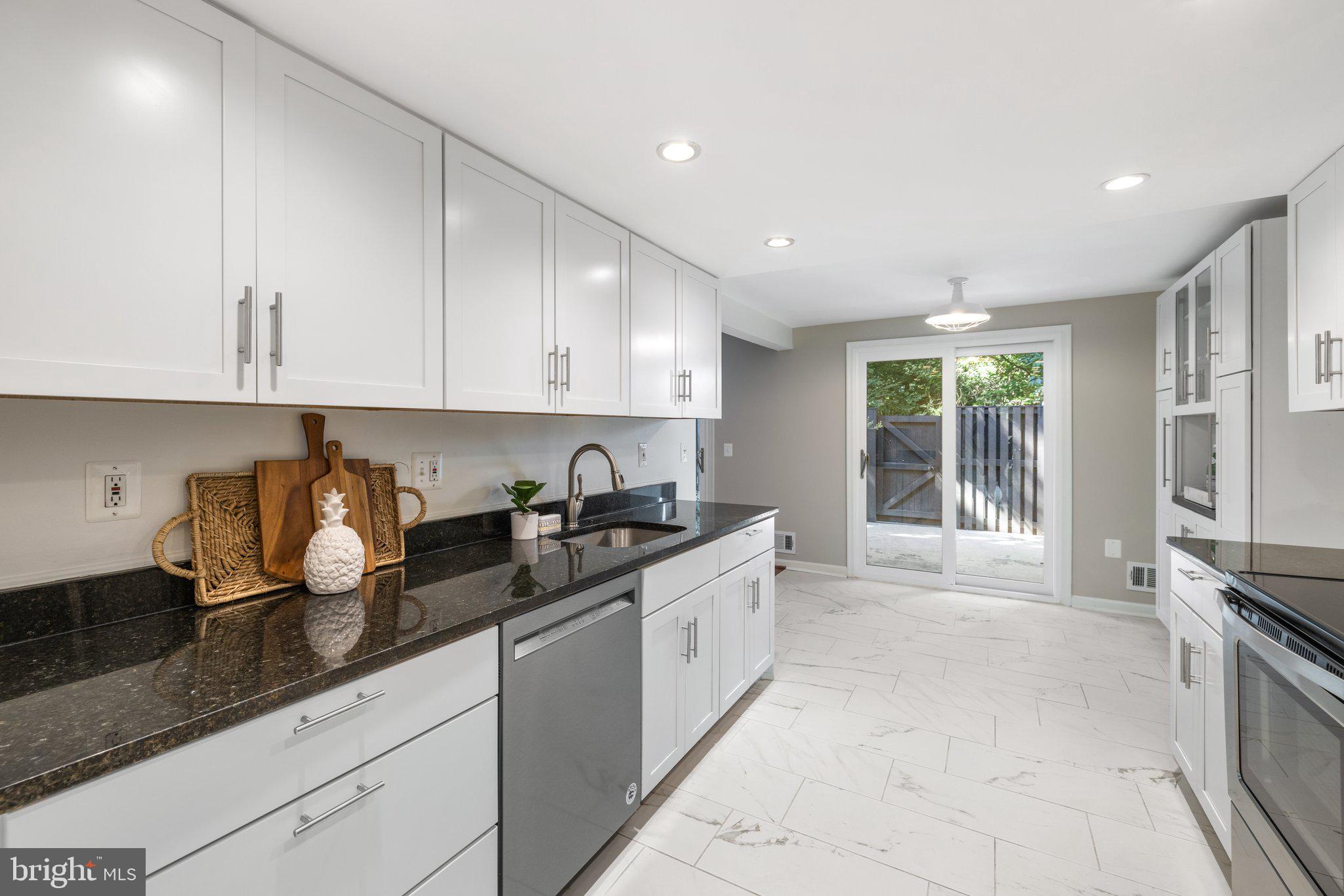 2211 Wheelwright Court Reston, VA 20191 - Photo 35 of 63 Gallery Image 35