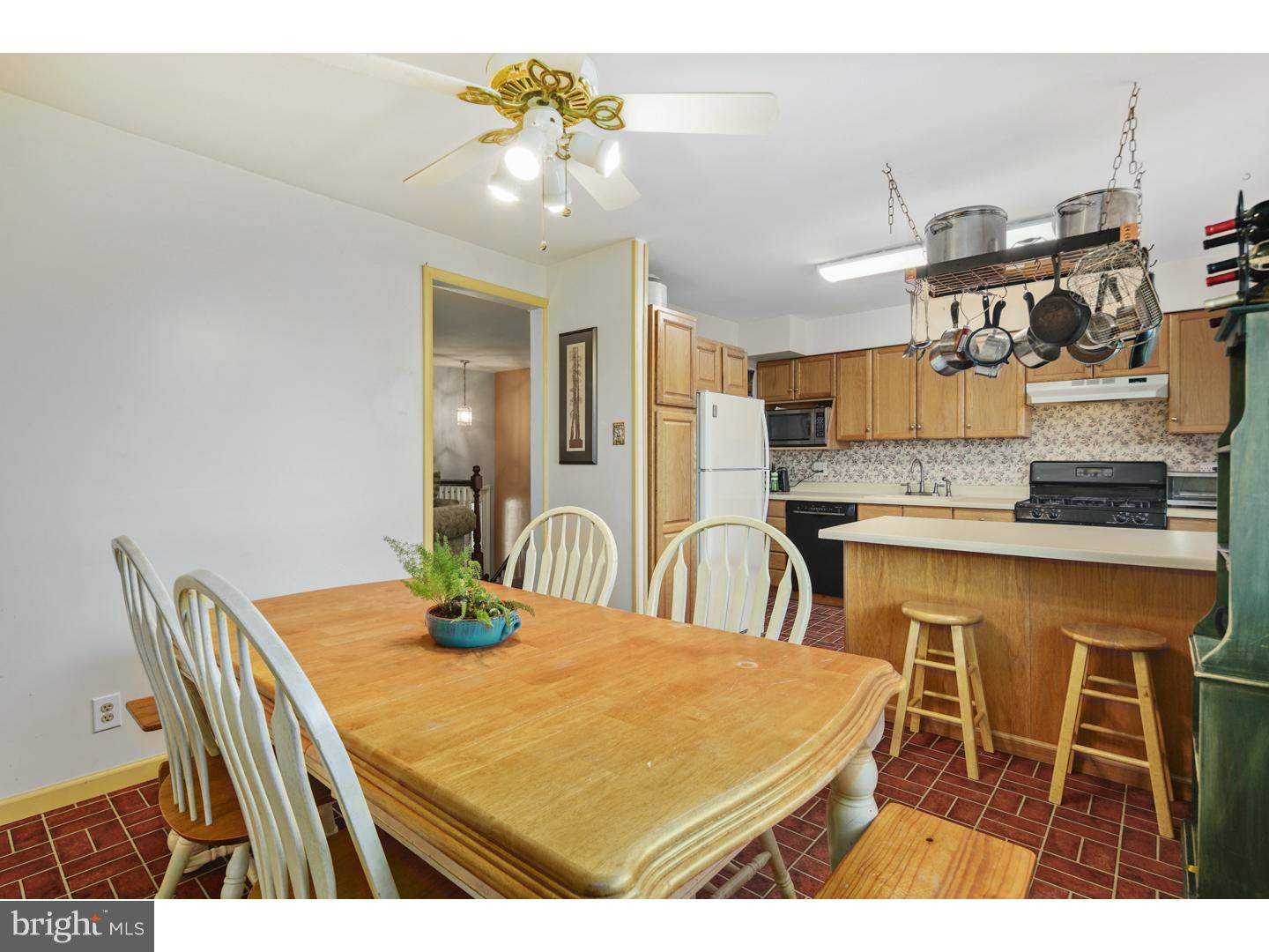131 Round Hill Road Voorhees, NJ 08043 - Photo 8 of 21 Kitchen