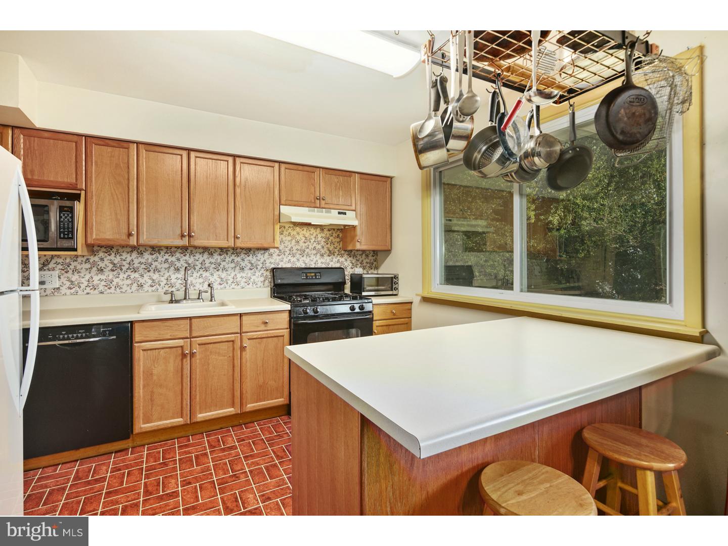 131 Round Hill Road Voorhees, NJ 08043 - Photo 9 of 21 Kitchen