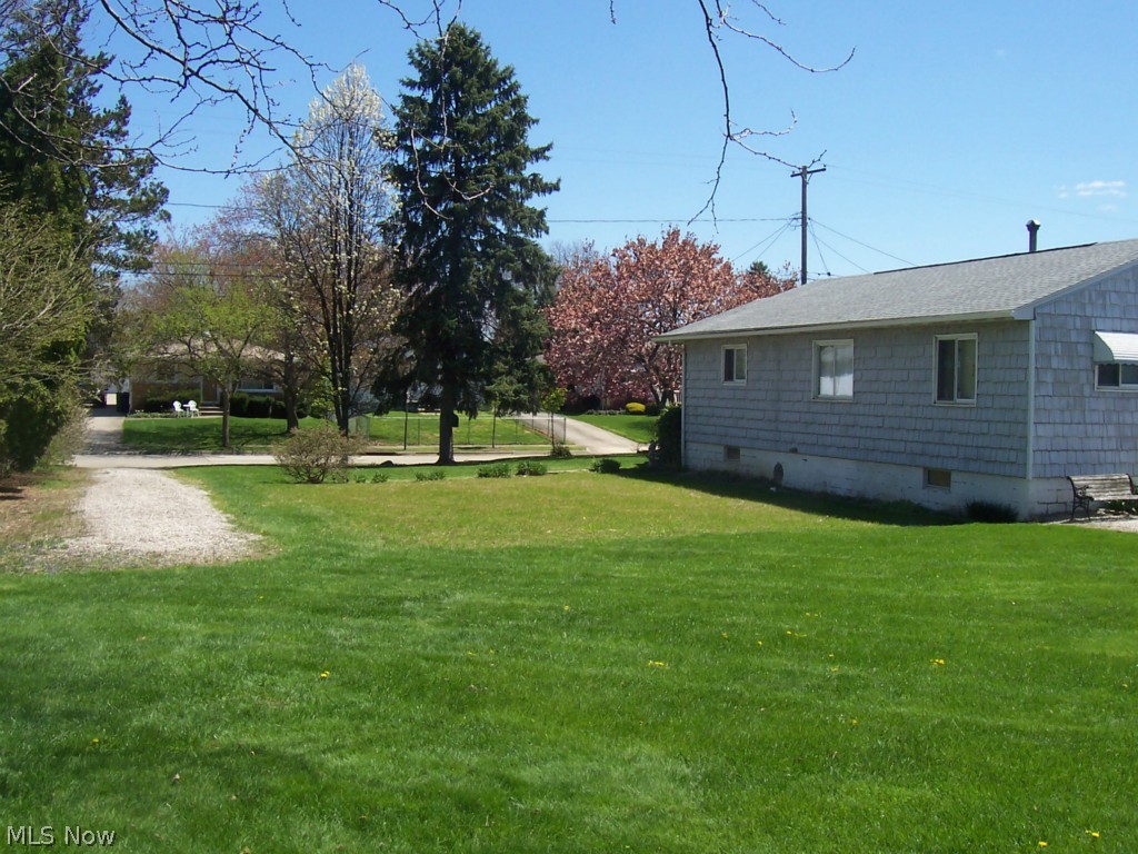 648 Bridge Road Akron, OH 44312 - Photo 13 of 15