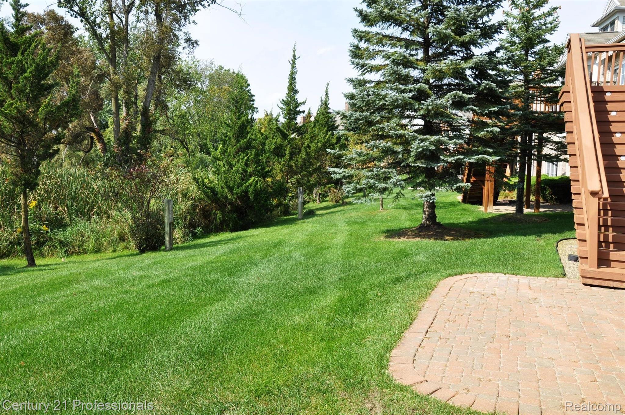 3725 Tremonte Circle Rochester, MI 48306 - Photo 11 of 50 11DSC_1037.JPG
