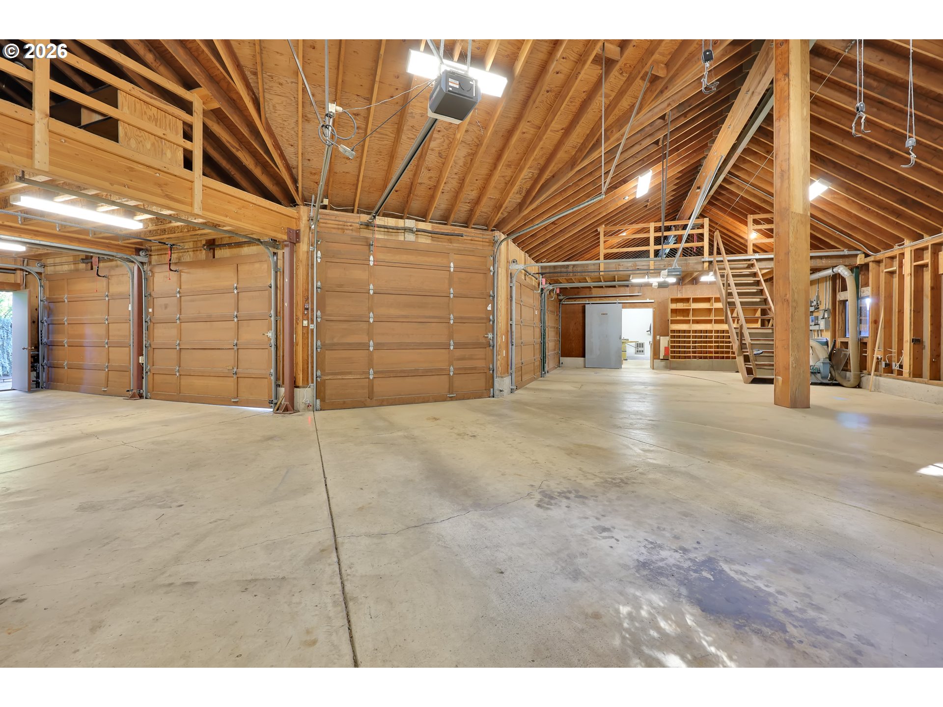 85368 Ridge Top Drive Eugene, OR 97405 - Photo 42 of 48 Garage