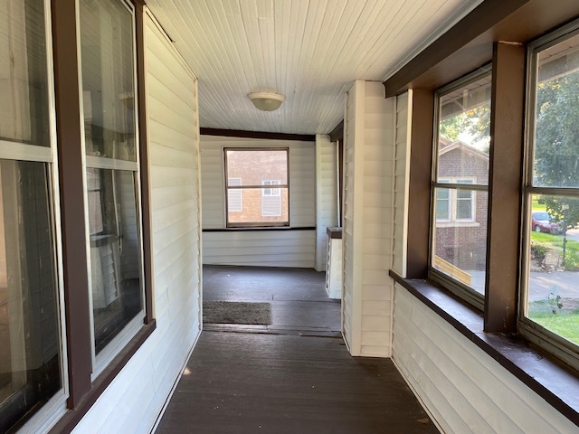 413 7th Street LaSalle, IL 61301 - Photo 4 of 13