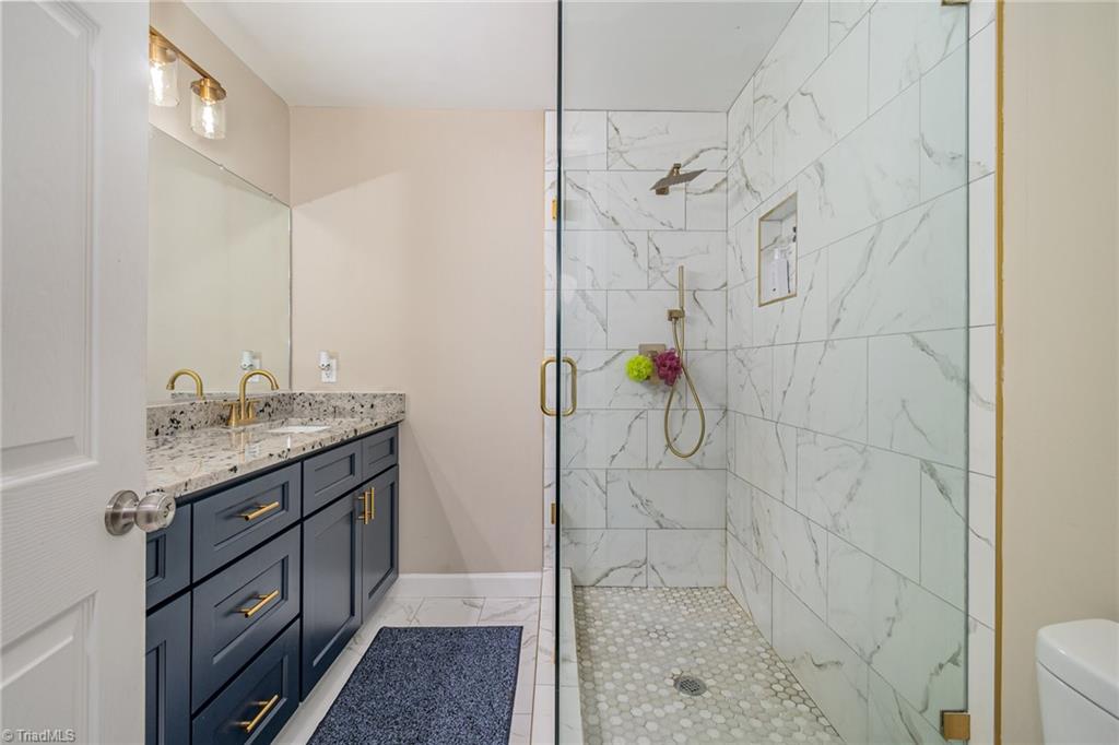 521 Henley Country Road Asheboro, NC 27203 - Photo 17 of 33