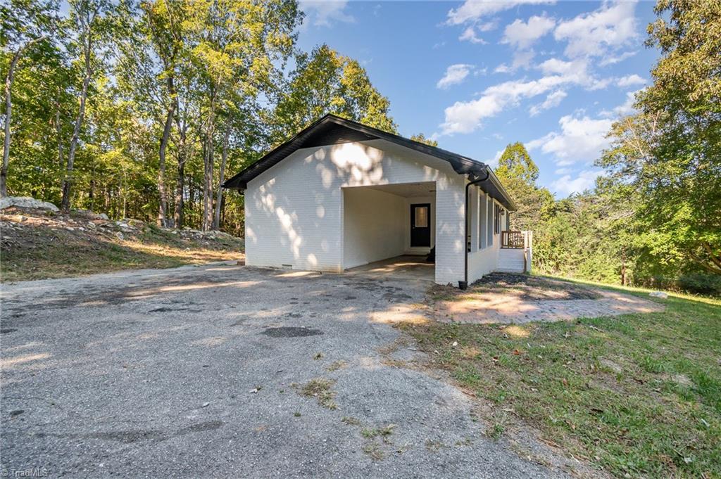 521 Henley Country Road Asheboro, NC 27203 - Photo 30 of 33