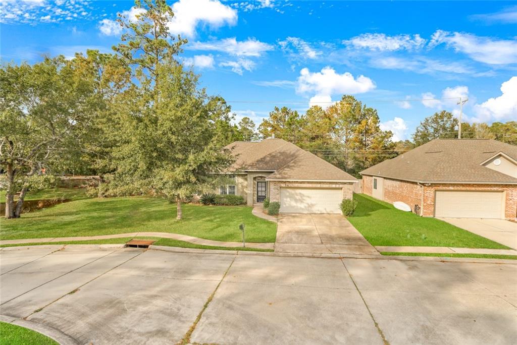 226 Rue Chardonnay Abita Springs, LA 70420 - Photo 2 of 17 Gallery Image 2