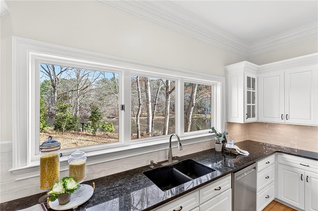 3185 Raskarity Road Cumming, GA 30041 - Photo 20 of 88