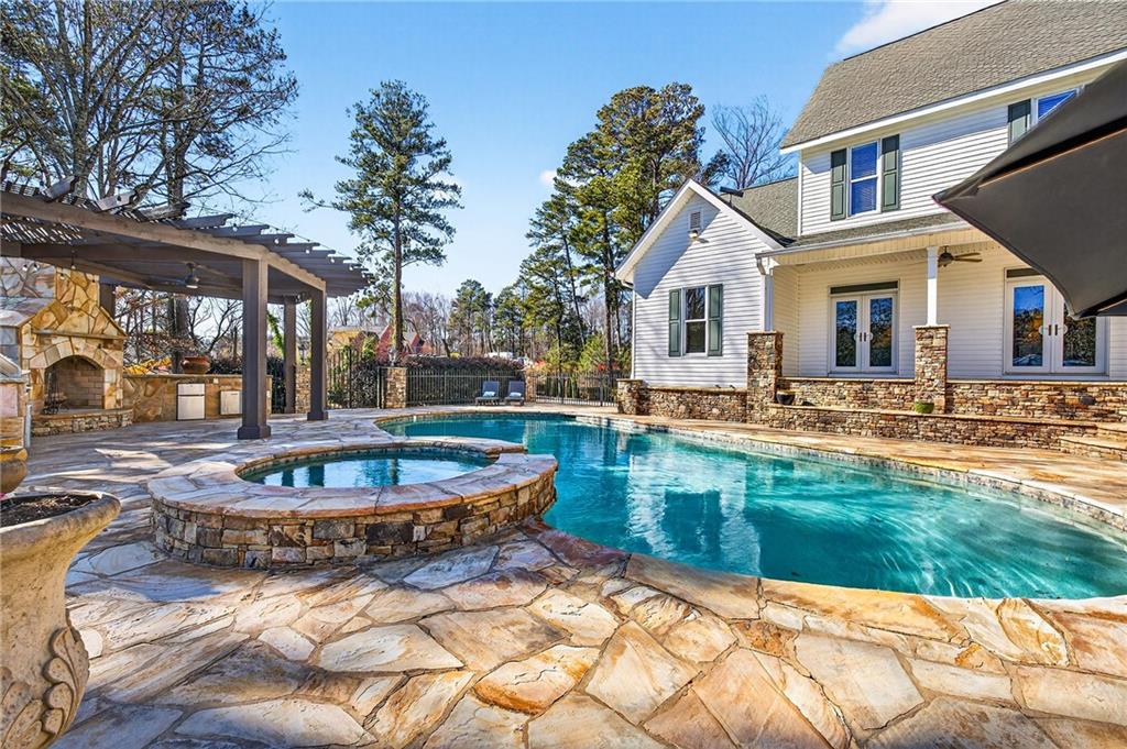 3185 Raskarity Road Cumming, GA 30041 - Photo 4 of 88