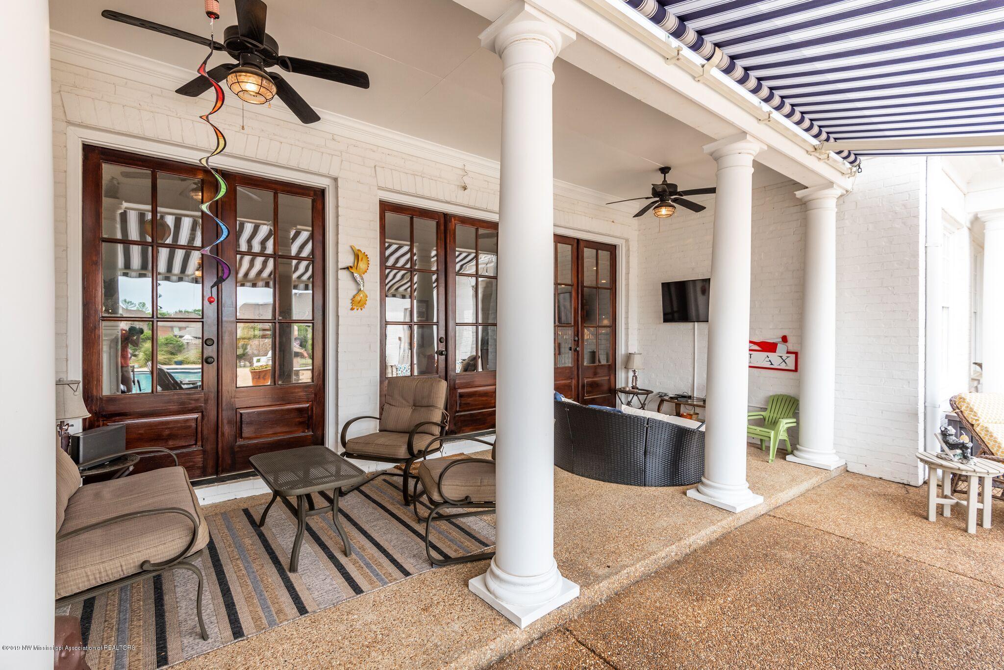 4784 Malone Road Olive Branch, MS 38654 - Photo 29 of 41 patio with seating areas off living room