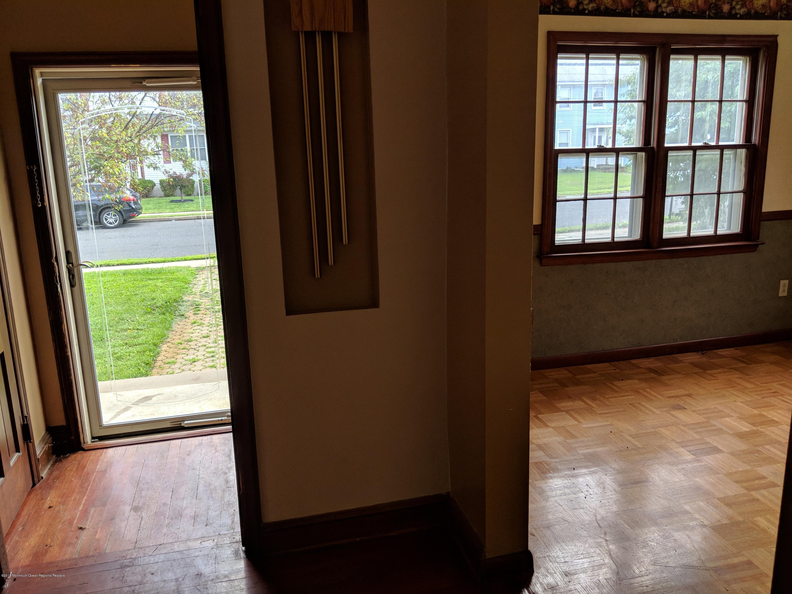 326 Main Street Keyport, NJ 07735 - Photo 2 of 31 IMG_20180822_094811