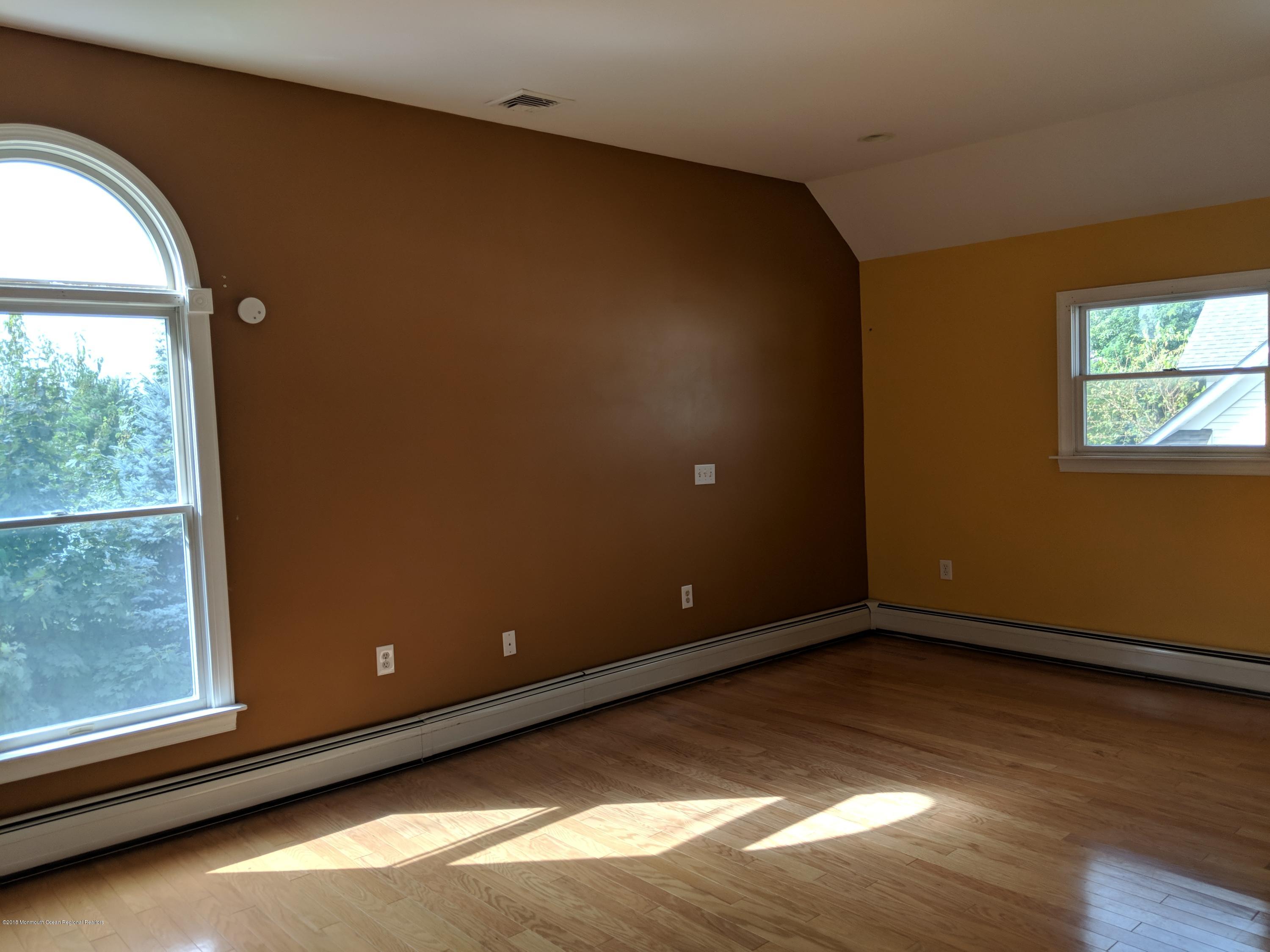 326 Main Street Keyport, NJ 07735 - Photo 22 of 31 IMG_20180822_094536