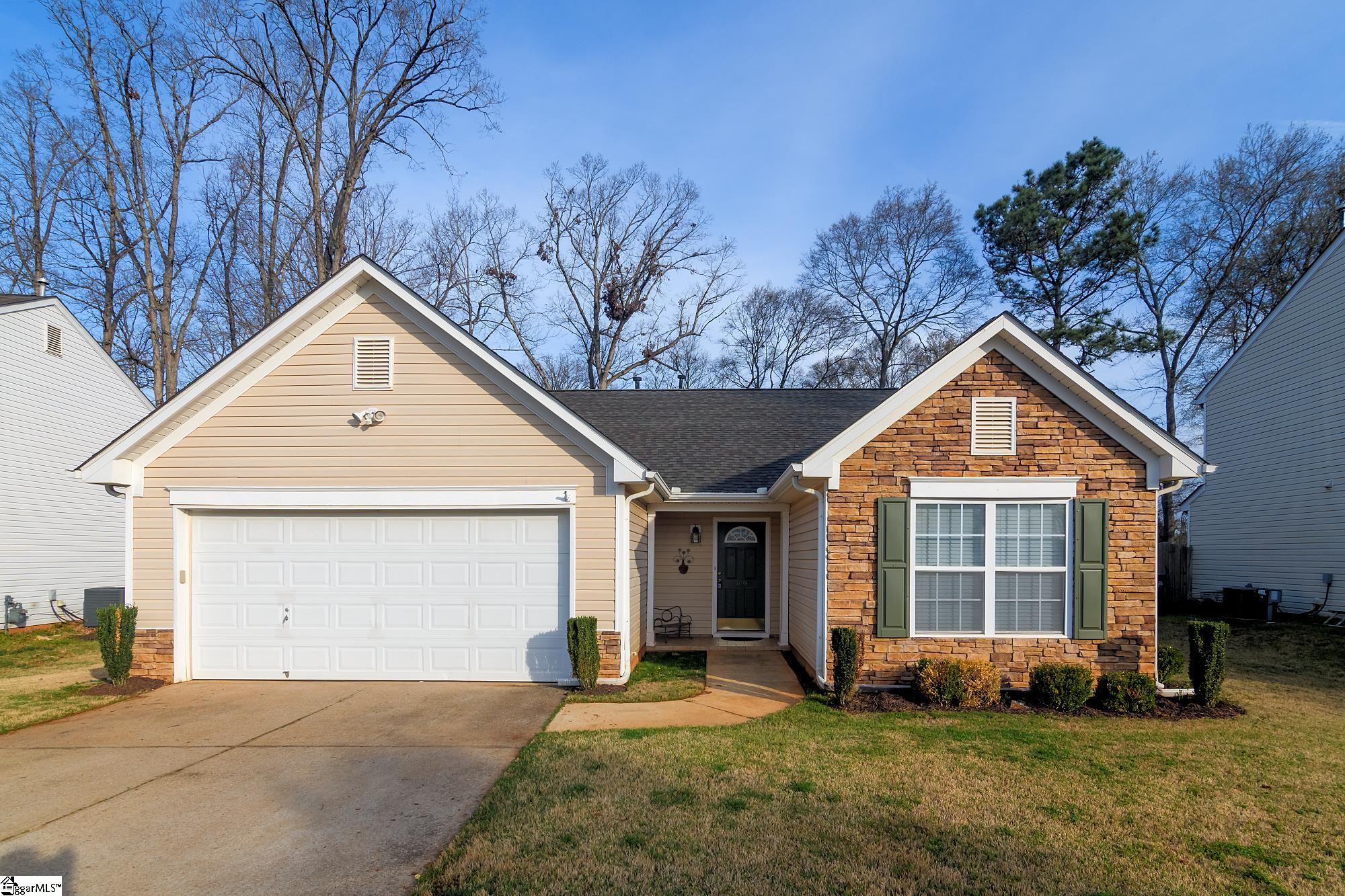 109 Ridgebrook Way Greenville, SC 29605 - Photo 1 of 38 Gallery Image 1