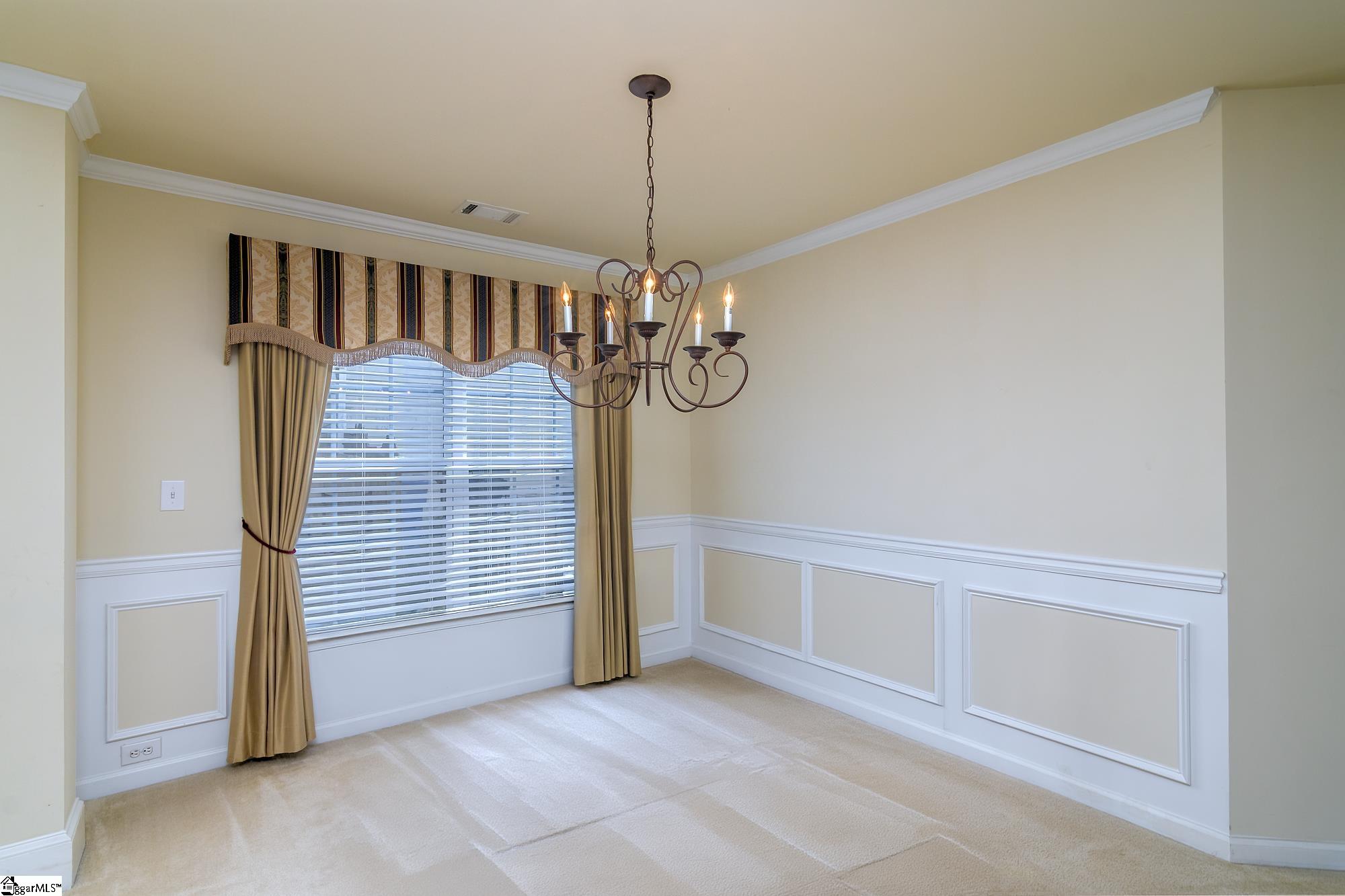 109 Ridgebrook Way Greenville, SC 29605 - Photo 5 of 38 Gallery Image 5