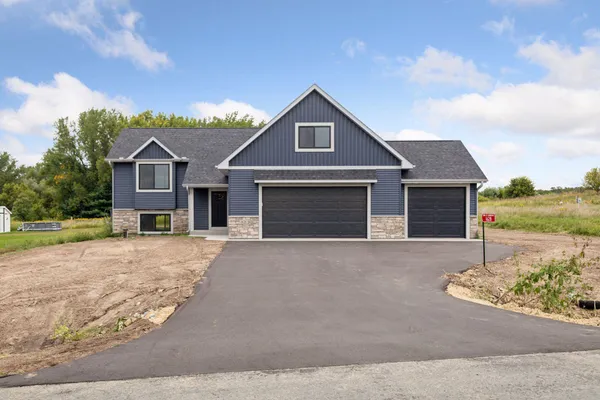 $429,900 | 1632 72nd Avenue, Hammond, WI 54015