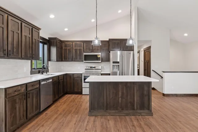 $429,900 | 1632 72nd Avenue, Hammond, WI 54015